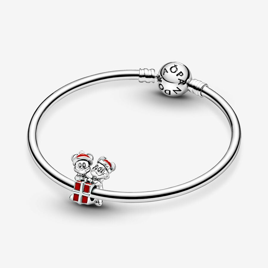 Disney Mickey Mouse and Minnie Mouse Present Charm