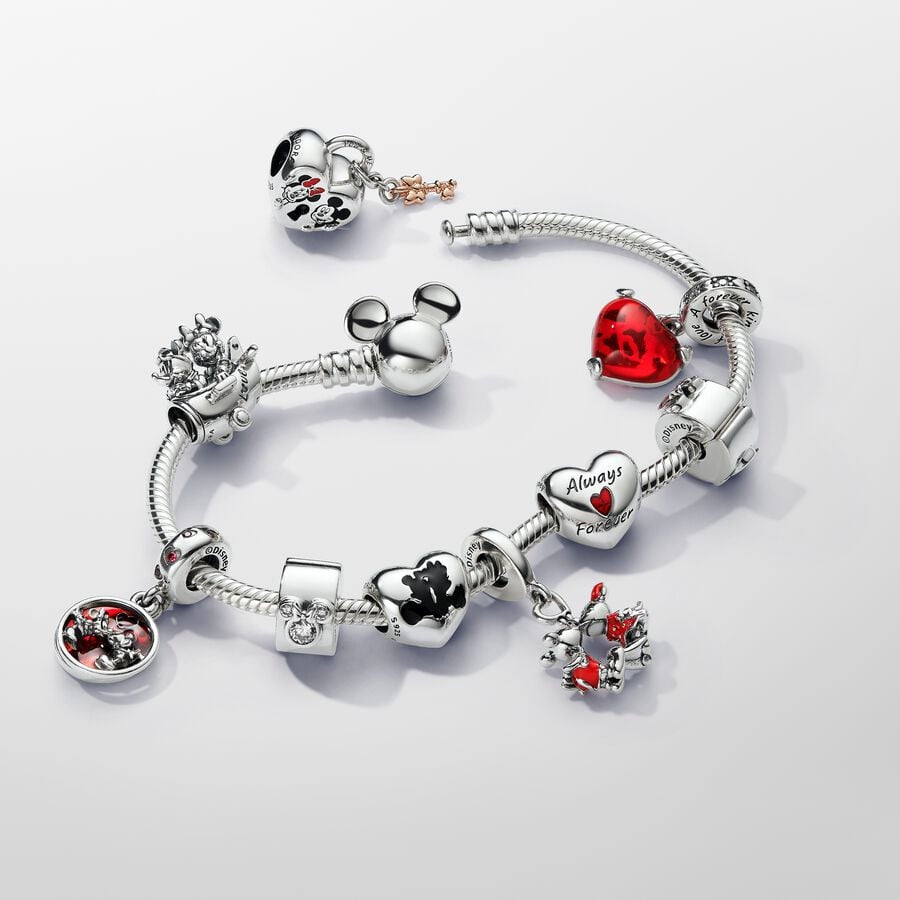 Disney Mickey Mouse Clasp Moments Snake Chain Bracelet